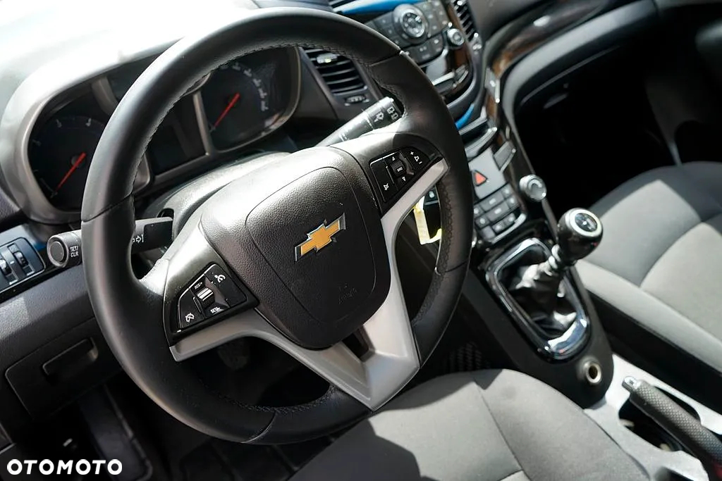 Chevrolet Orlando - 24