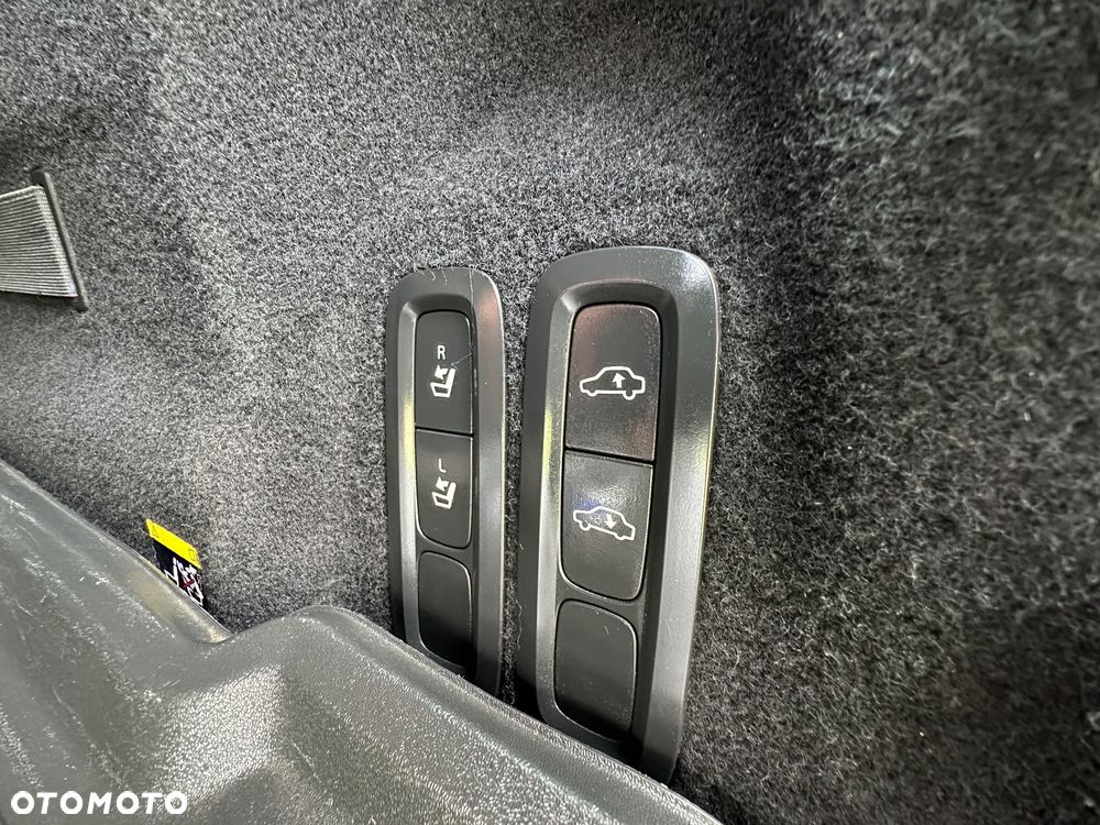 Volvo XC 60 D4 AWD Geartronic Inscription - 25