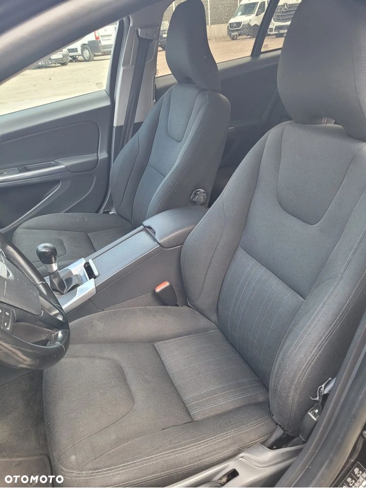 Volvo V60 - 14