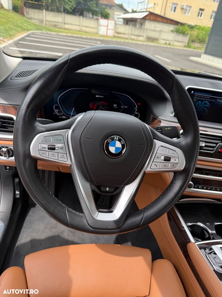 BMW Seria 7 745Le xDrive - 18
