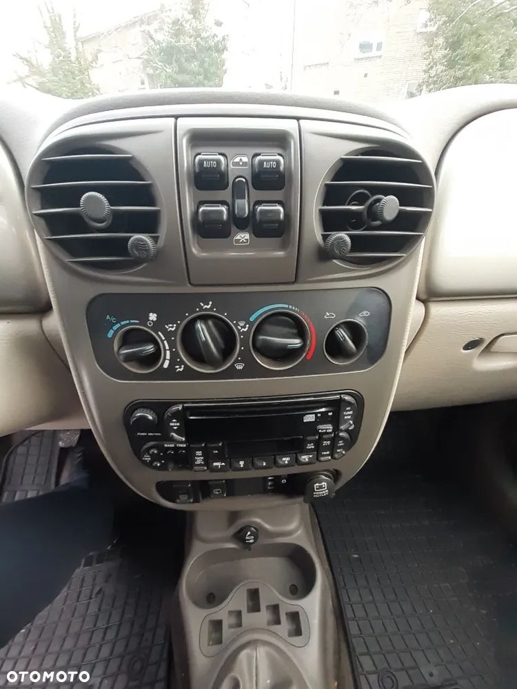 Chrysler PT Cruiser - 26