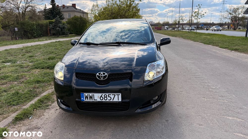 Toyota Auris 1.6 VVT-i Luna MM - 1