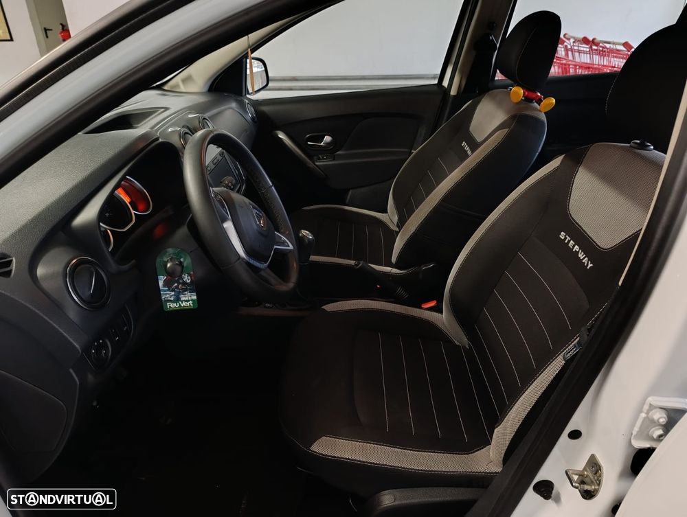 Dacia Sandero 0.9 TCe SL Stepway of Life Bi-Fuel - 5