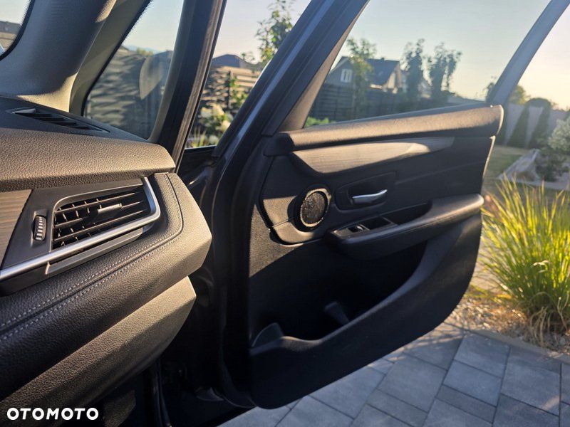 BMW Seria 2 220d Sport-Aut Luxury Line - 24