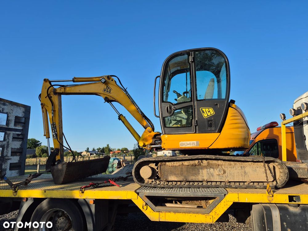 JCB 8045 - 1