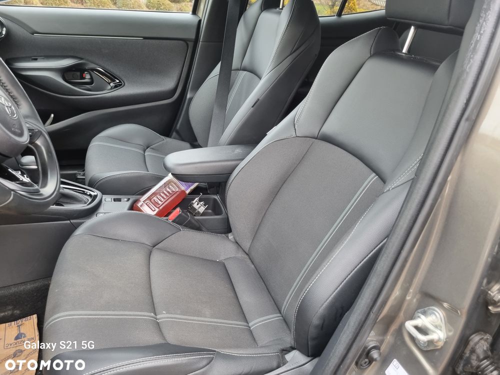 Toyota Yaris Cross Hybrid 1.5 Executive - 15