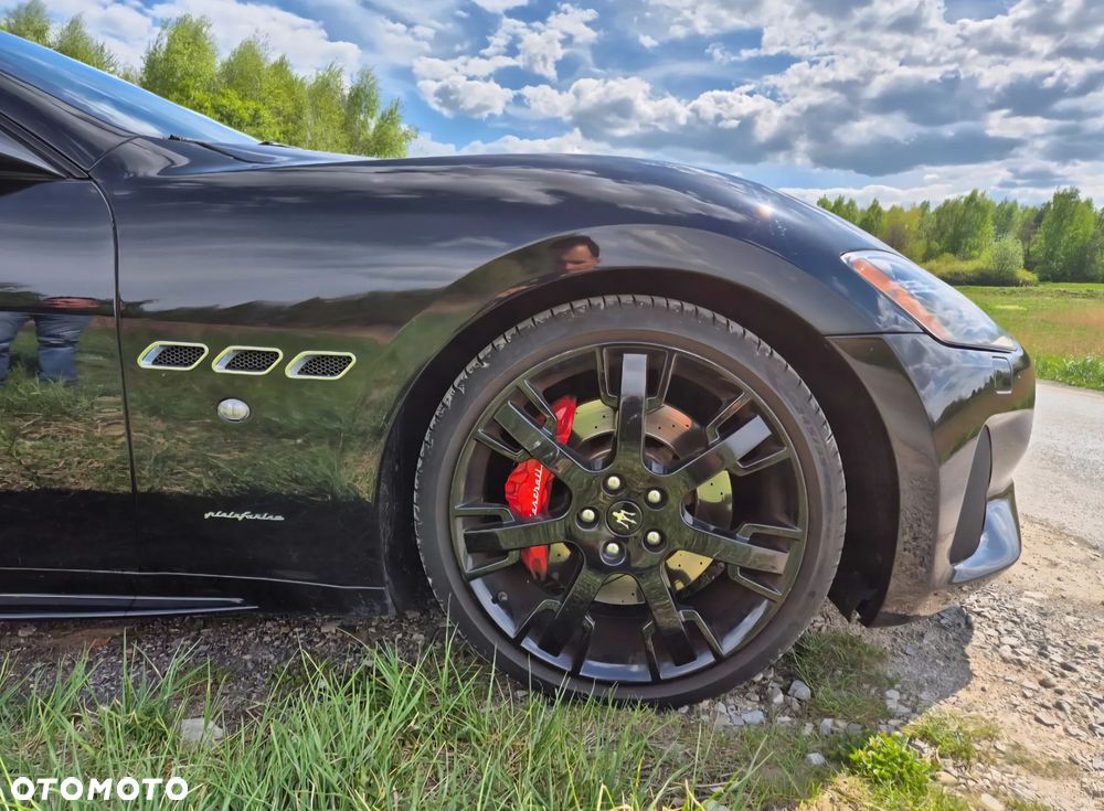 Maserati GranTurismo Sport - 8