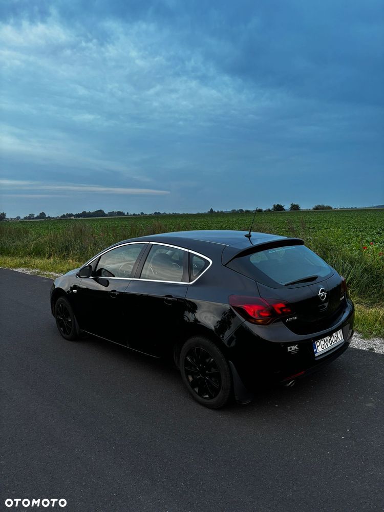 Opel Astra 1.4 Turbo Cosmo - 6