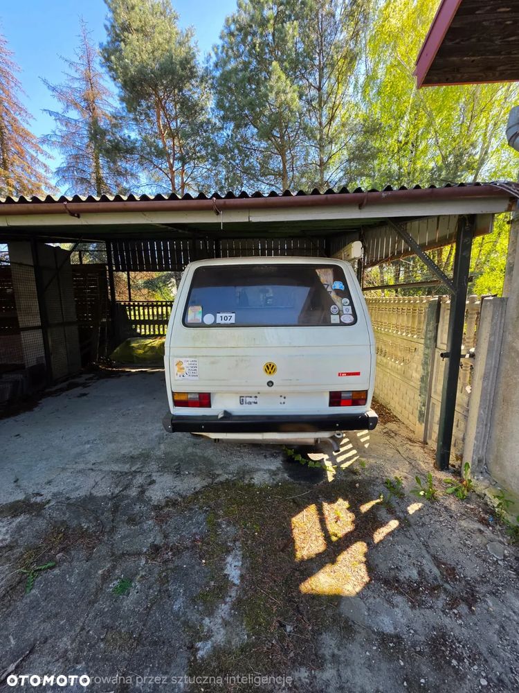 Volkswagen Transporter - 4
