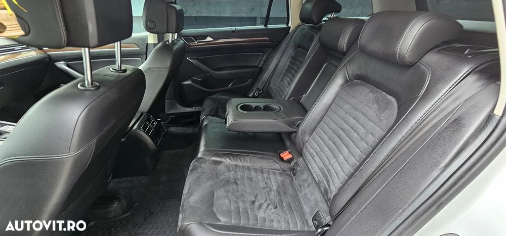 Volkswagen Passat 2.0 TDI DSG 4Motion Comfortline - 16