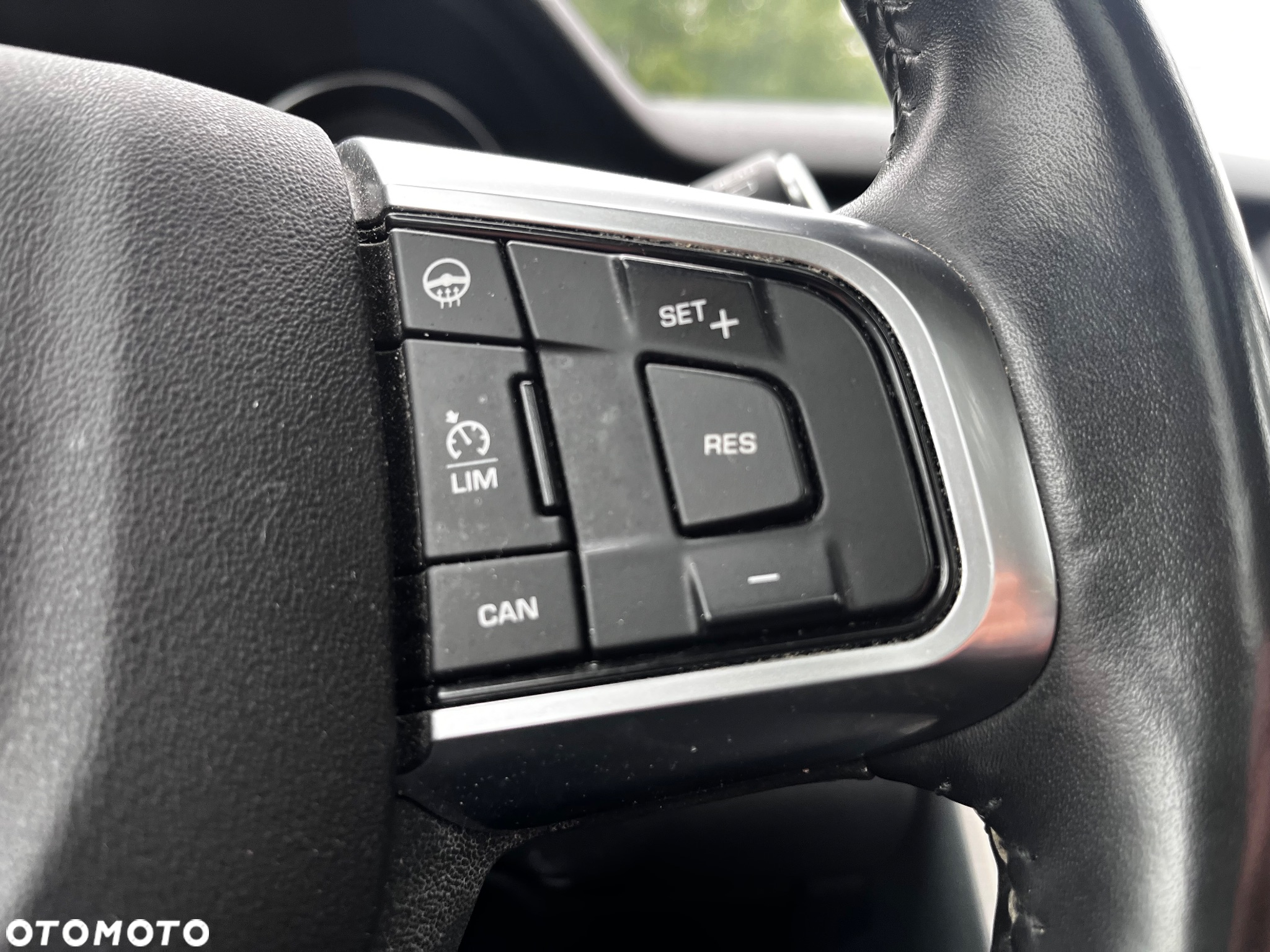 Land Rover Discovery Sport 2.0 TD4 HSE - 29