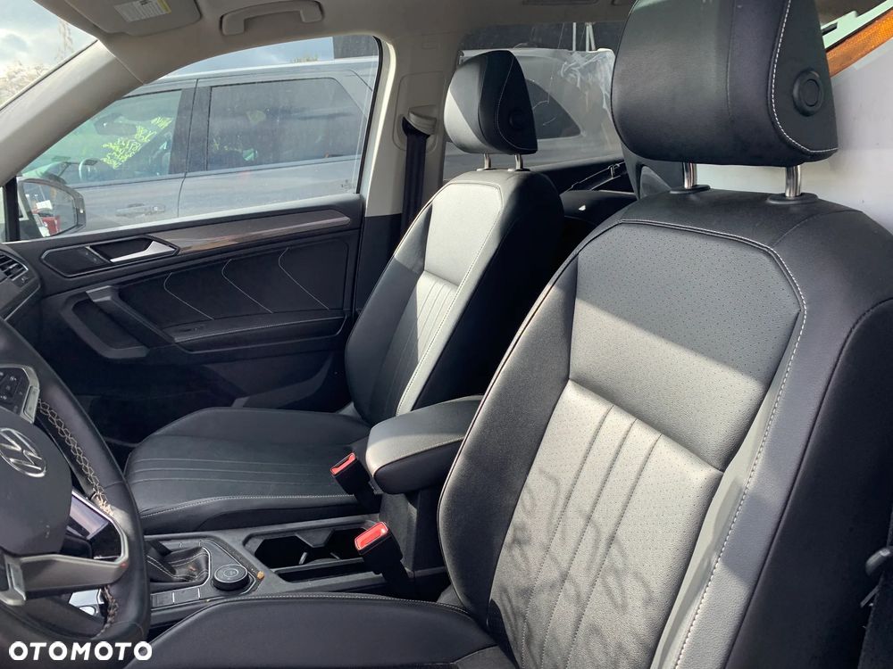 Volkswagen Tiguan Allspace - 17