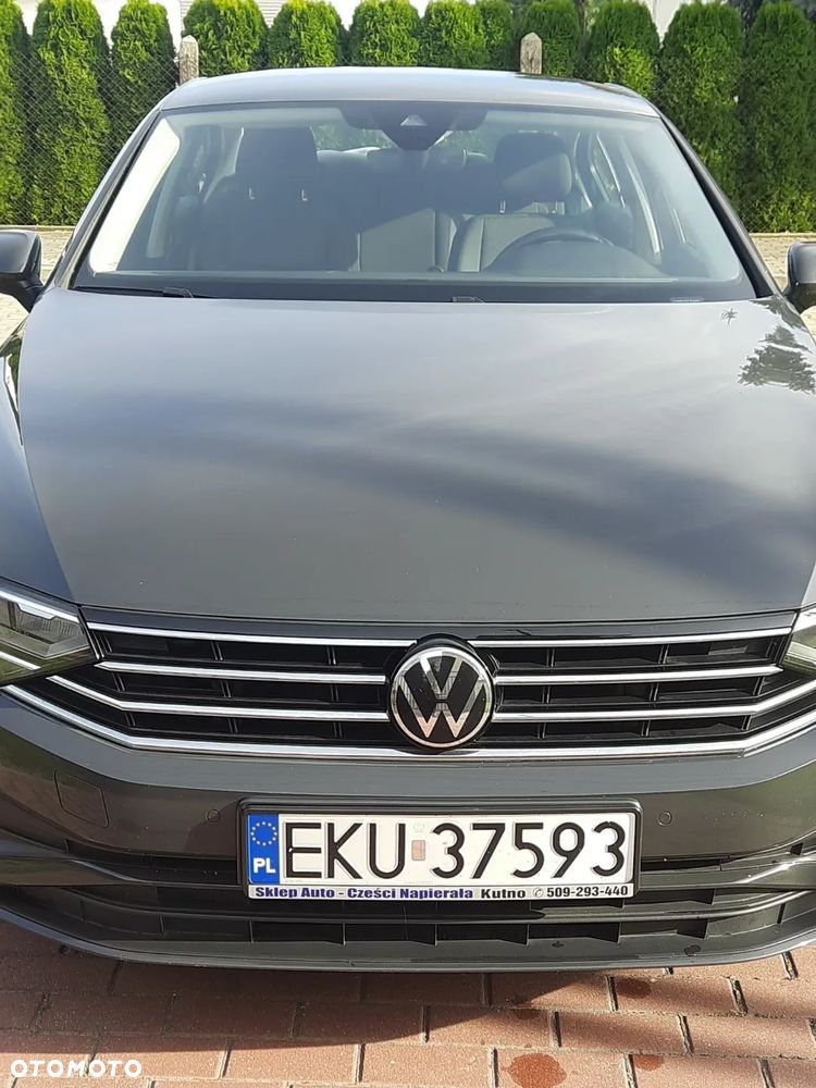 Volkswagen Passat - 6