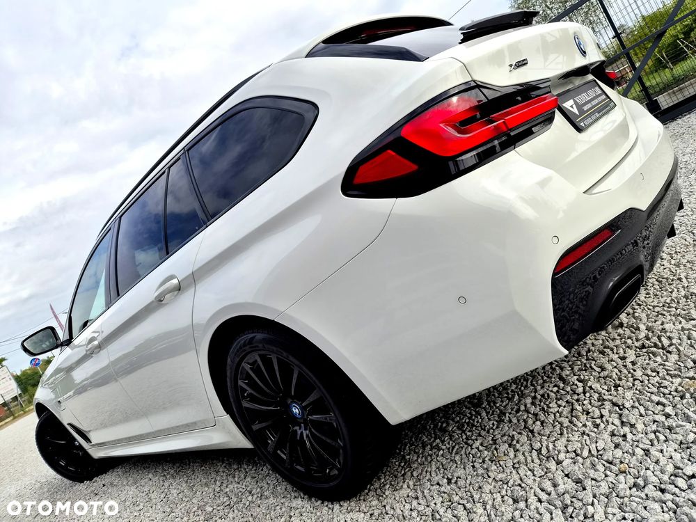 BMW Seria 5 530e xDrive M Sport sport - 35