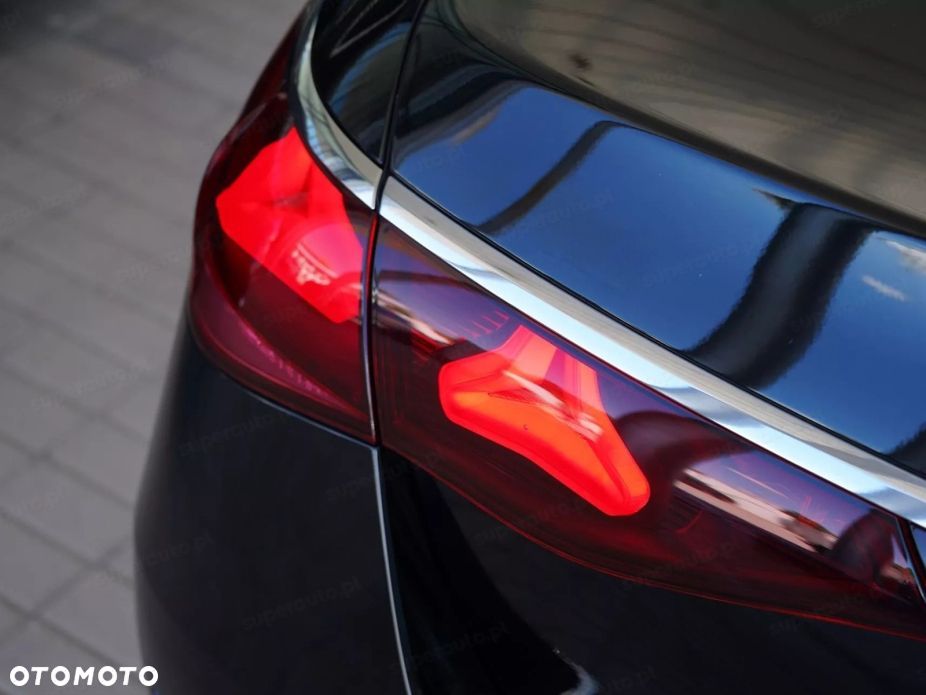 Mercedes-Benz Klasa E 200 mHEV Avantgarde 9G-Tronic - 22