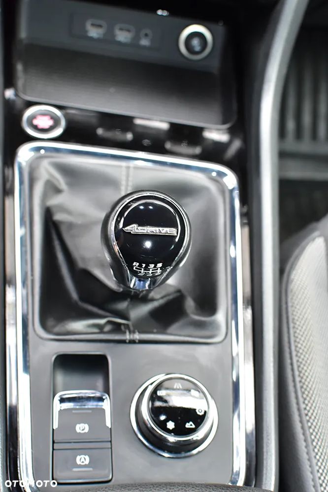 Seat Ateca 2.0 TDI 4Drive XCELLENCE - 24