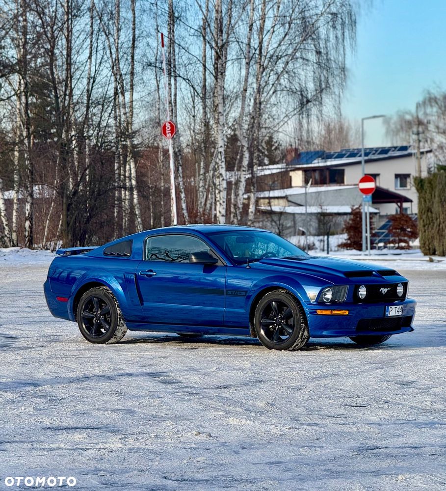 Ford Mustang - 1