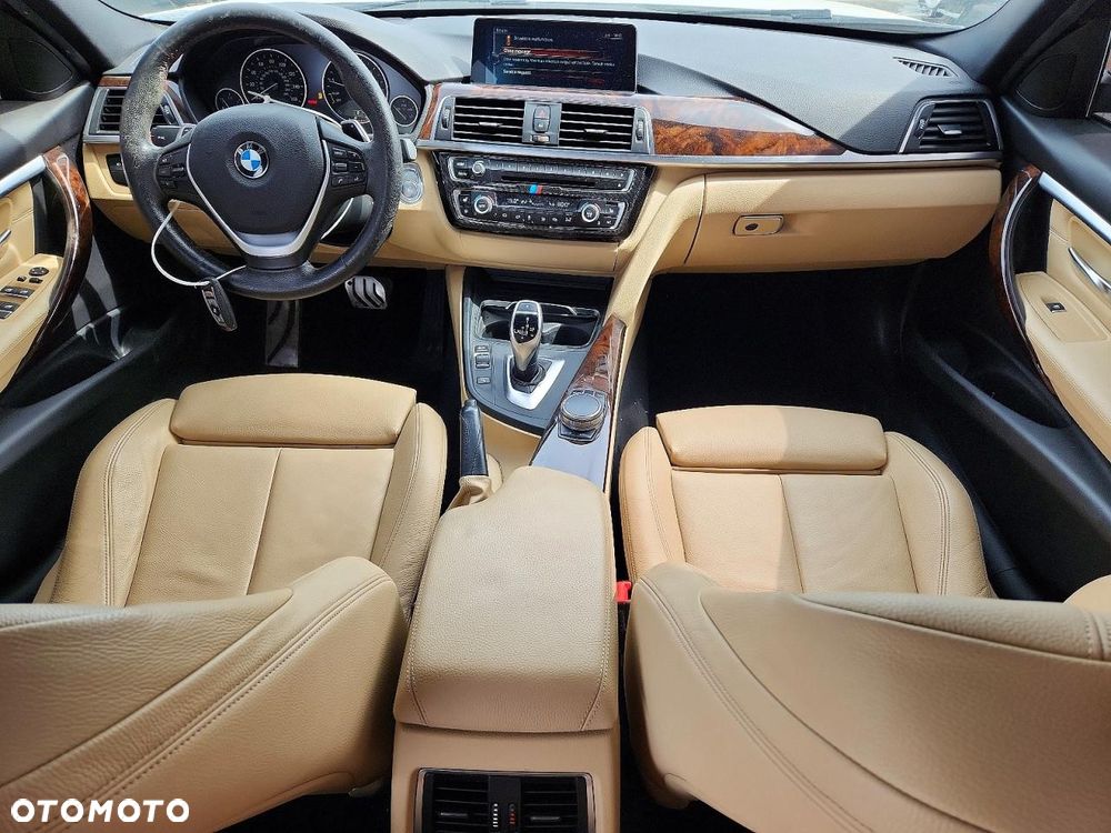 BMW Seria 3 330i Edition M Sport Shadow - 7