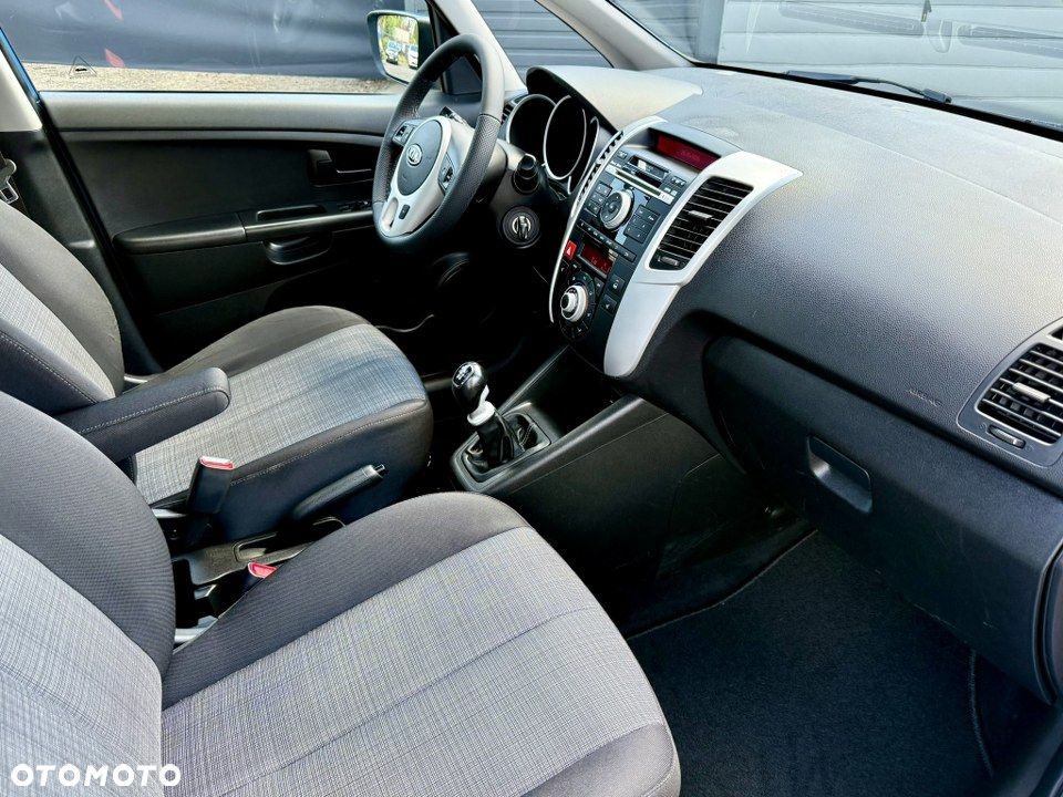 Kia Venga 1.6 CVVT ISG Spirit - 27