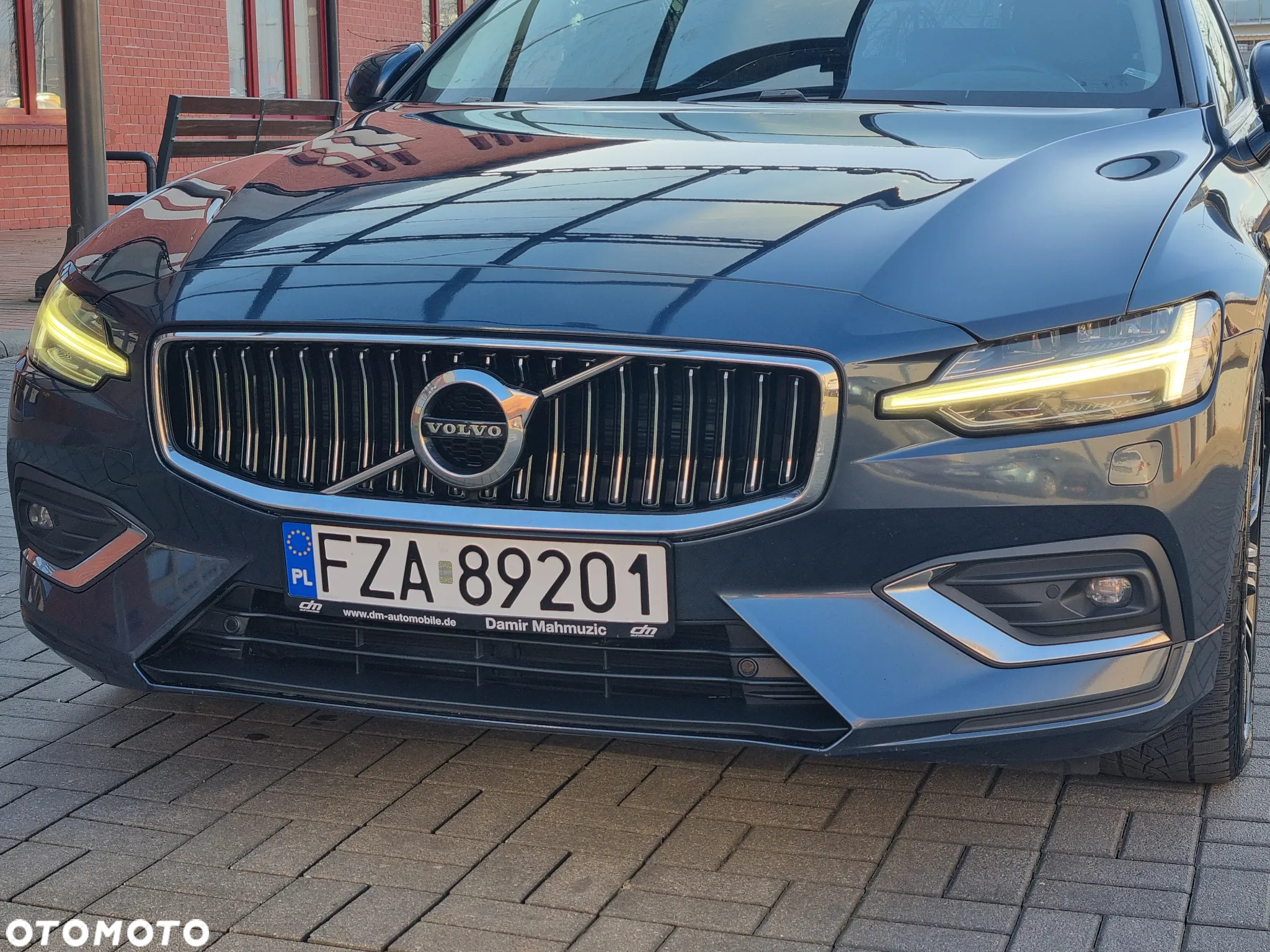 Volvo V60 D4 Inscription - 11