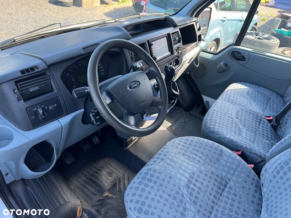 Ford Transit - 5