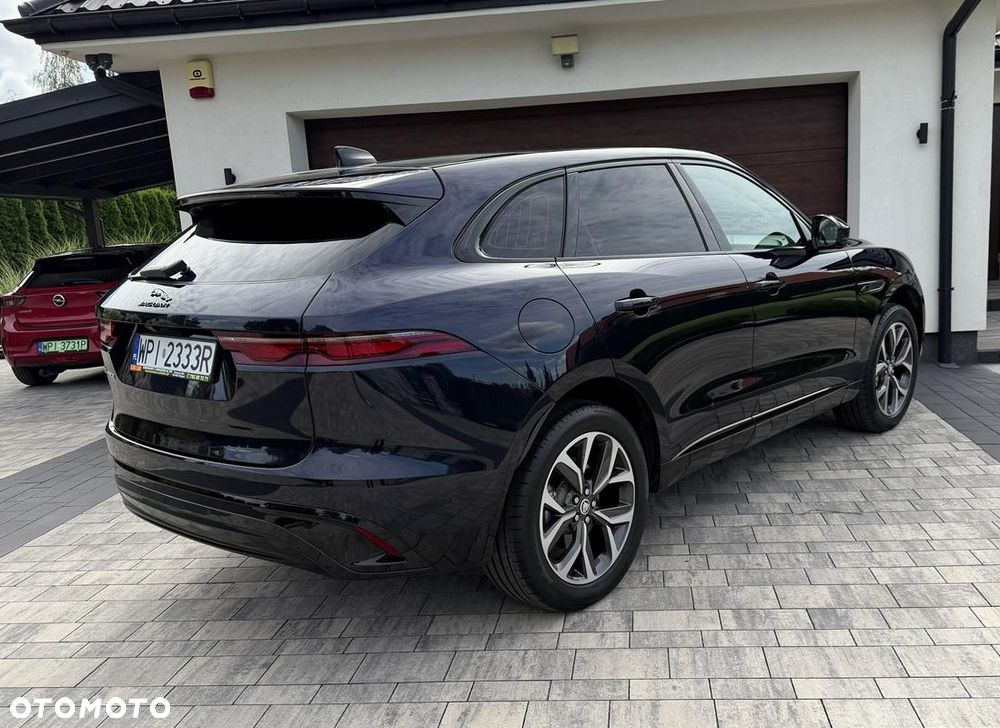 Jaguar F-Pace - 4