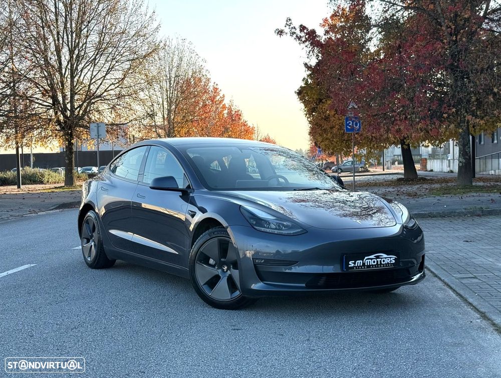 Tesla Model 3 Long-Range Dual Motor AWD - 1