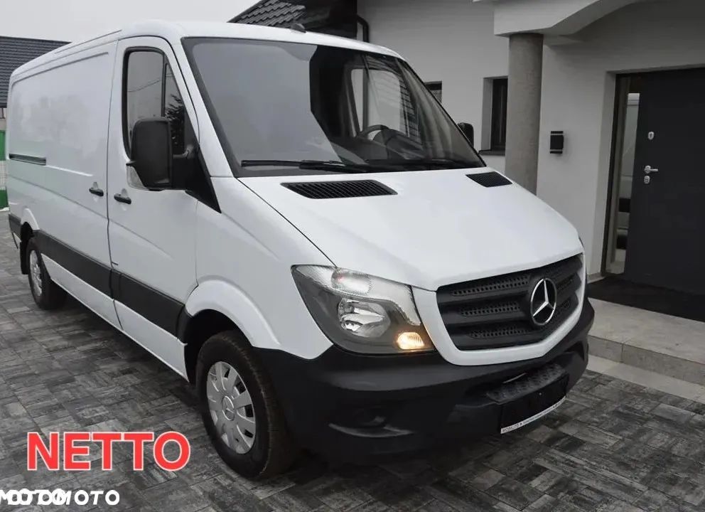 Mercedes-Benz Sprinter - 1