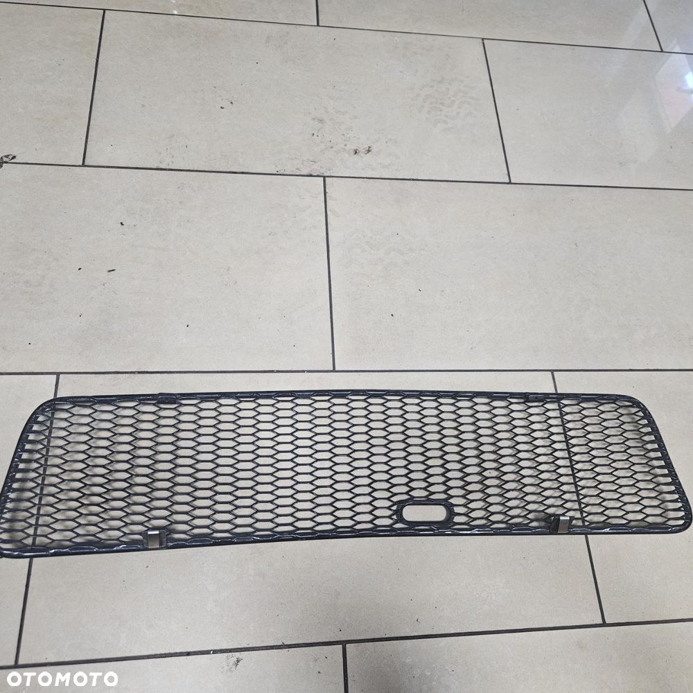 Grill atrapa  Audi A4 B5 - 2