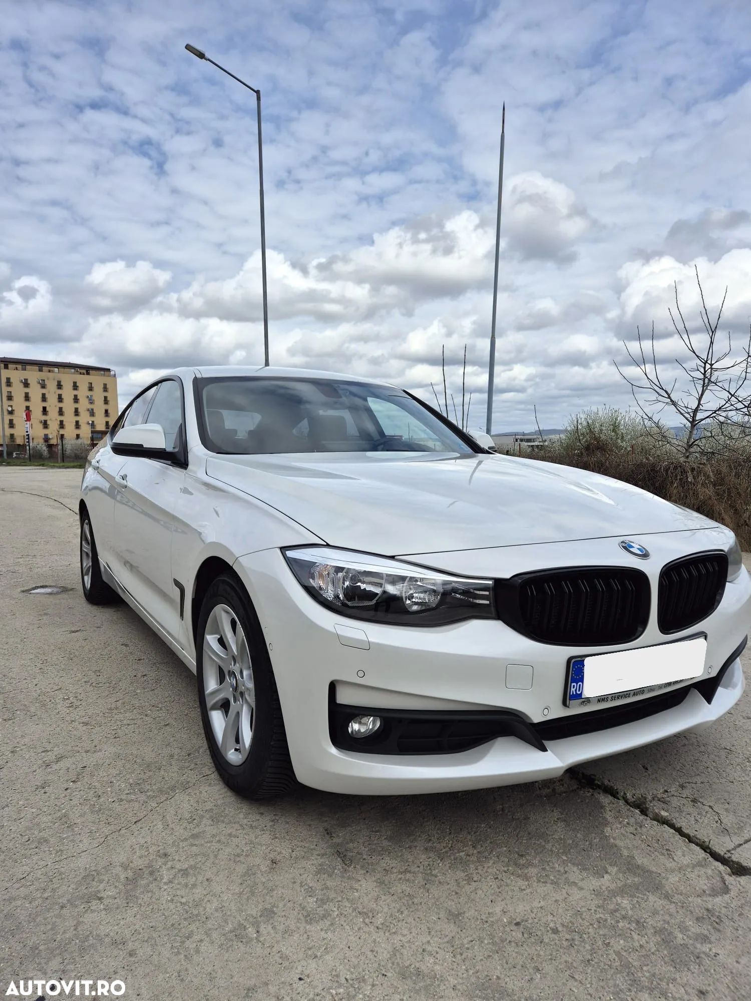 BMW Seria 3 320d GT Aut. - 1