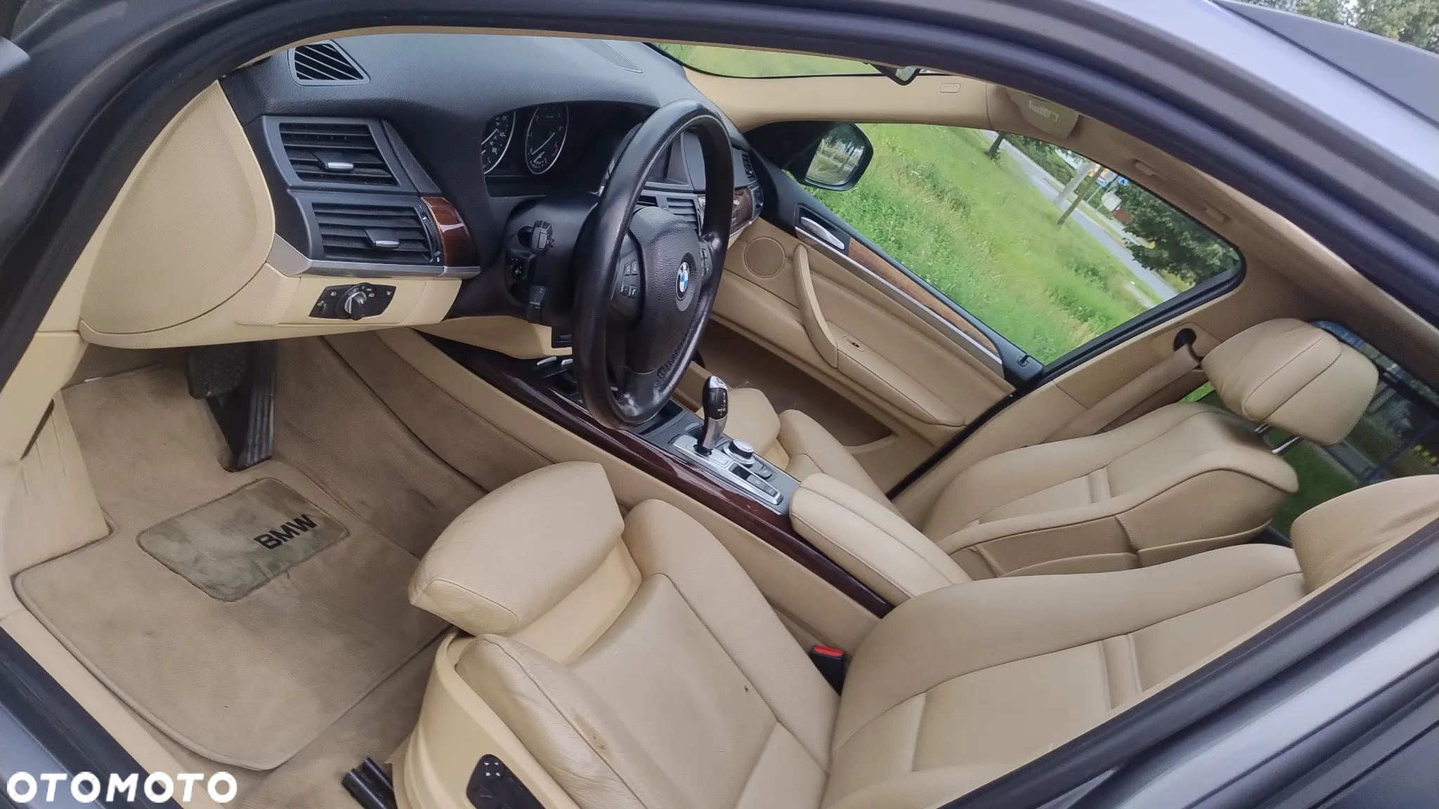 BMW X5 3.0si xDrive - 8
