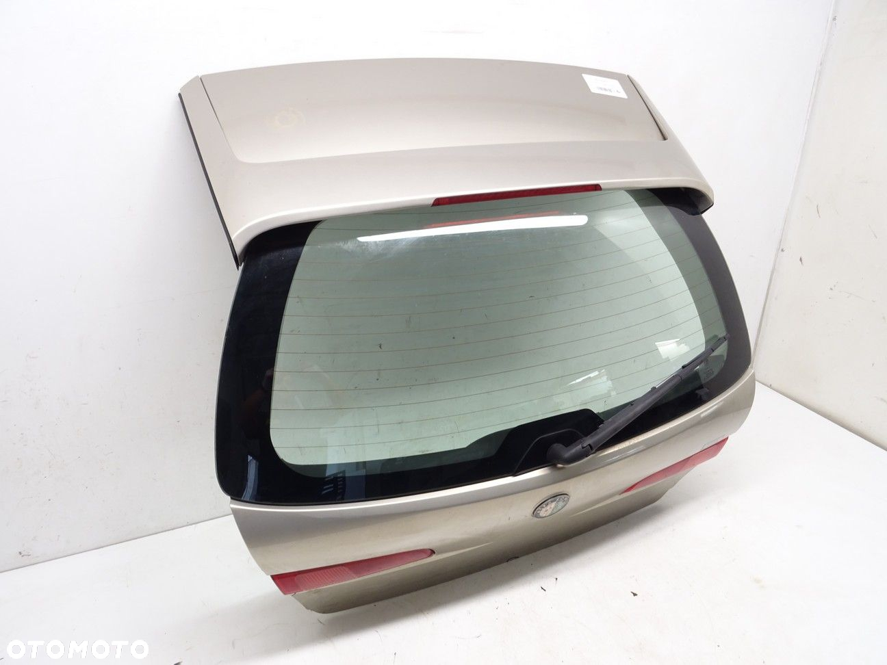 TYLNA KLAPA - 260.00 PLN - ALFA ROMEO 156 (932_) 1997 - 2005 1.9 JTD 16V (932AXE00) 103 kW [140 KM] - 3