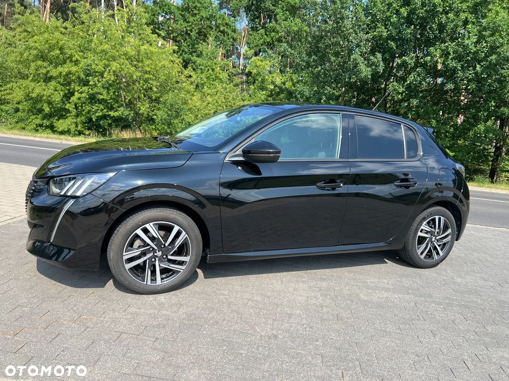Peugeot 208 - 5
