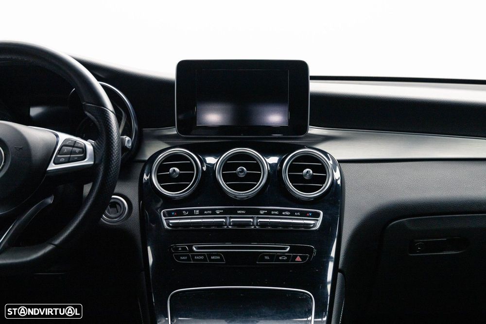 Mercedes-Benz GLC 220 d 4Matic 9G-TRONIC AMG Line - 16