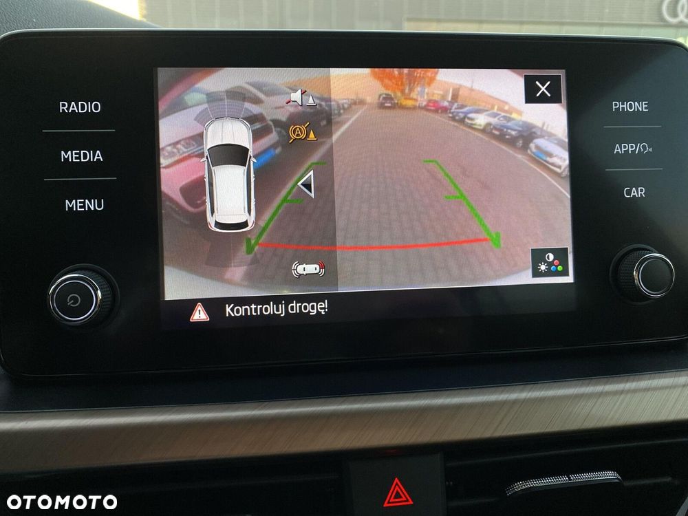 Skoda Kamiq 1.0 TSI Style DSG - 21