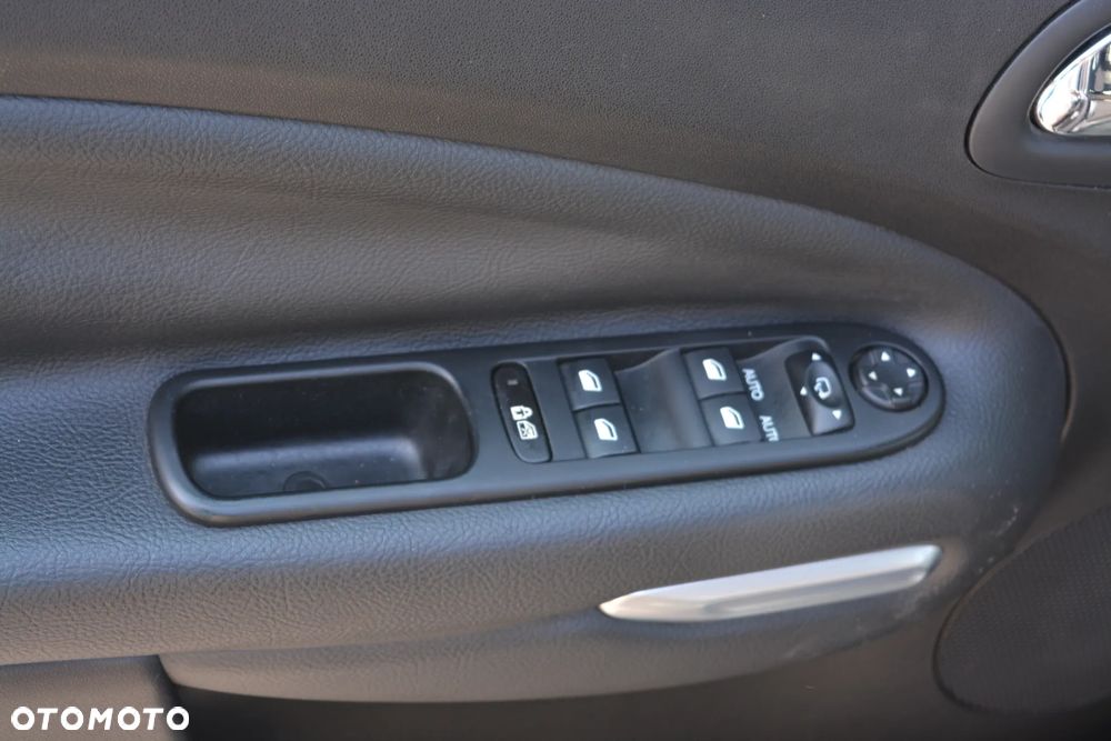 Citroën C3 Picasso 1.6i Exclusive - 23