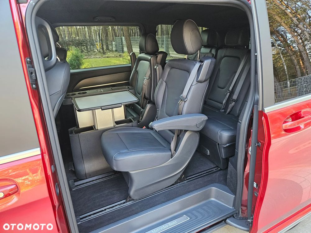 Mercedes-Benz Klasa V 250 d 4-Matic Avantgarde 9G-Tronic (d³ugi) - 17