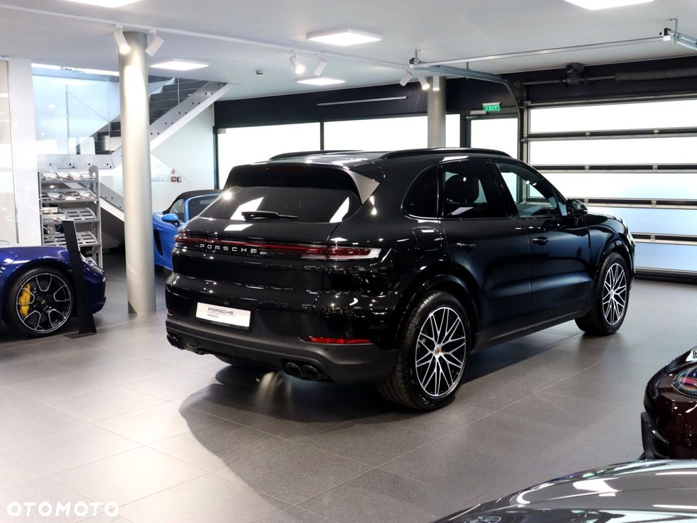 Porsche Cayenne Standard - 5