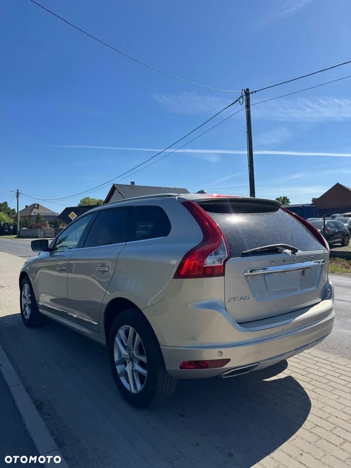 Volvo XC 60 D4 Geartronic Summum - 9