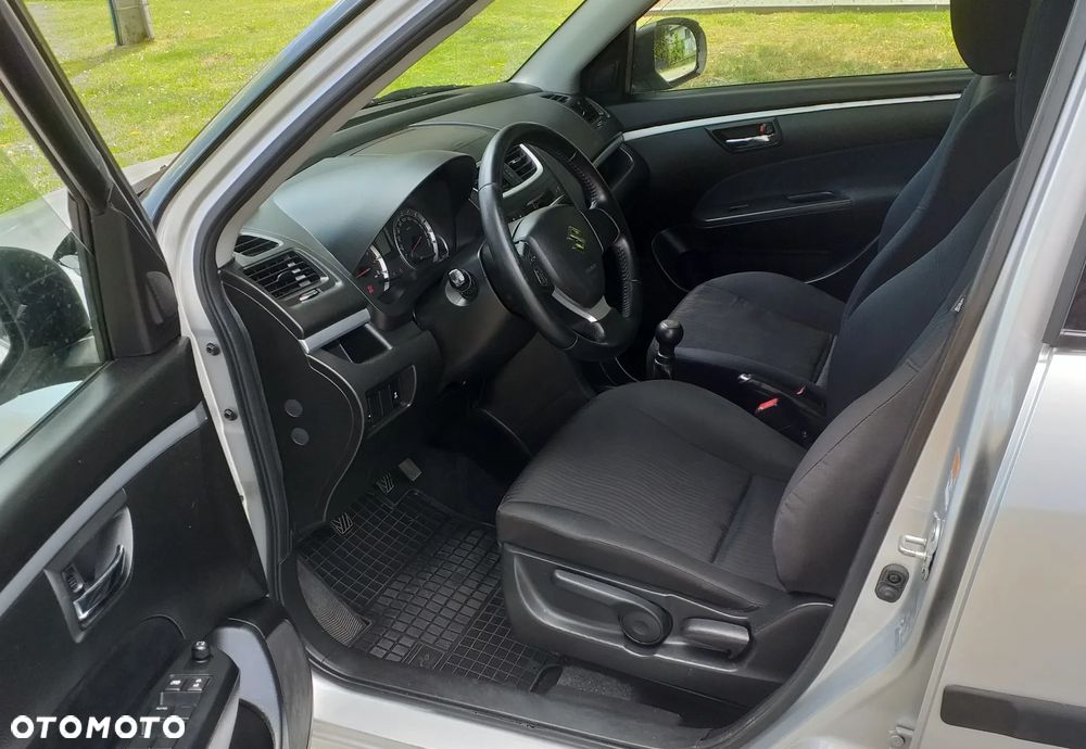 Suzuki Swift 1.2 4x4 Club - 11
