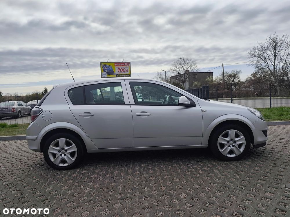 Opel Astra 1.6 - 5