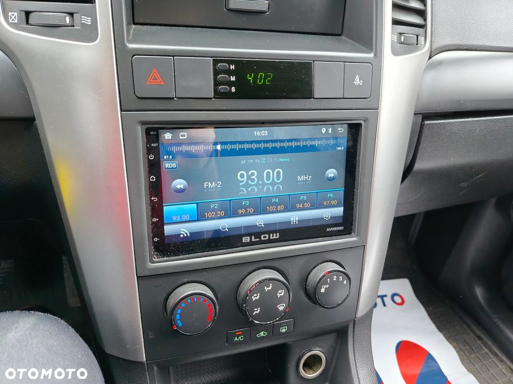 Chevrolet Captiva 2.4 2WD 7 Sitzer LS - 26