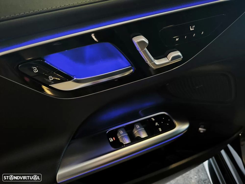 Mercedes-Benz C 300 d AMG Line - 35