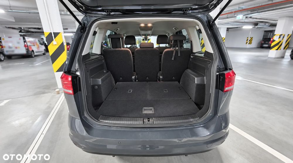 Volkswagen Touran - 7