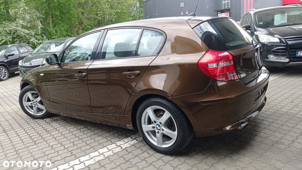 BMW Seria 1 116i Edition Sport - 10