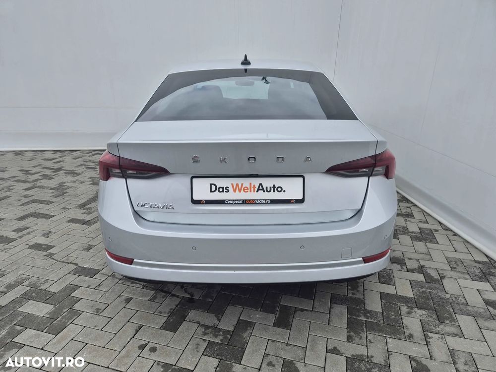 Skoda Octavia 2.0 TDI DSG 4X4 Style - 4