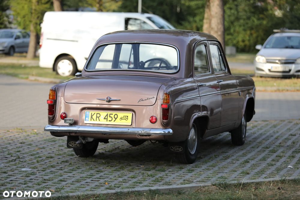 Ford Inny - 2