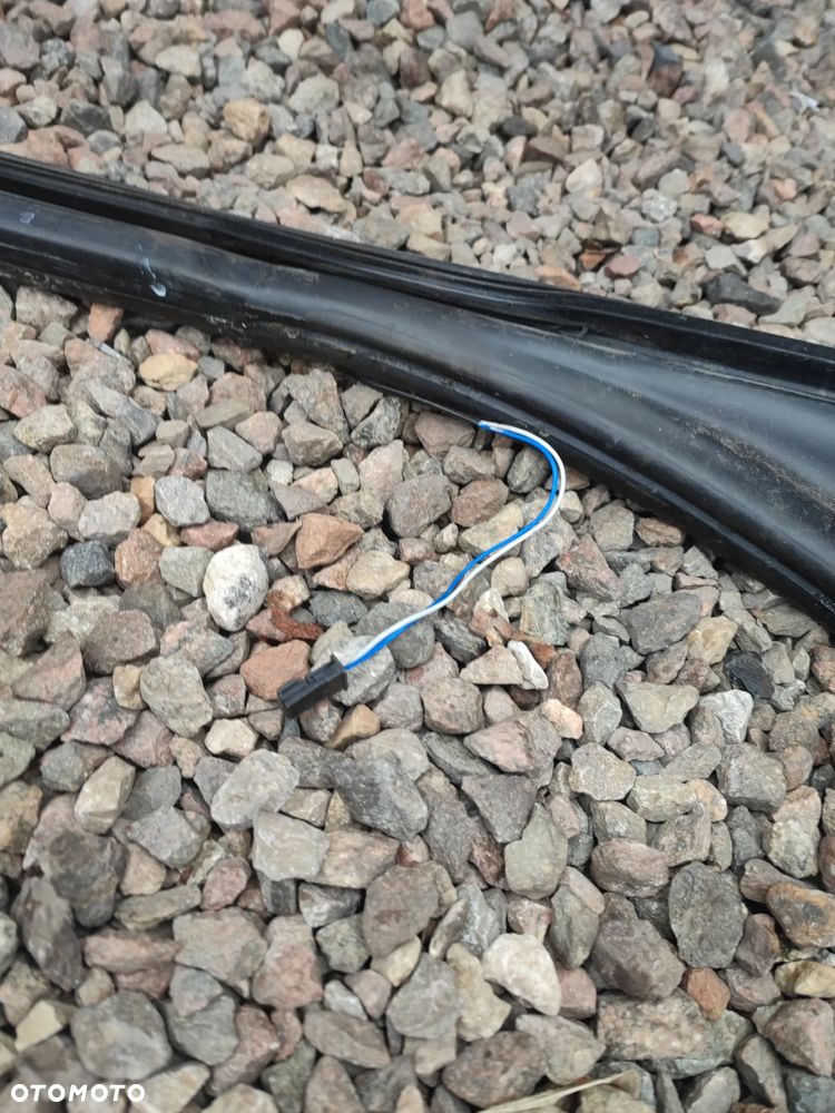 BMW E46 COUPE ORYGINALNE CZARNE USZCZELKI DRZWI LEWA / PRAWA ( USZCZELKA LEWA / PRAWA DRZWI )  PODGRZEWANE EUROPA O NR. 51 71 7 161 687 / 51 71 7 161 688 OEM - 27