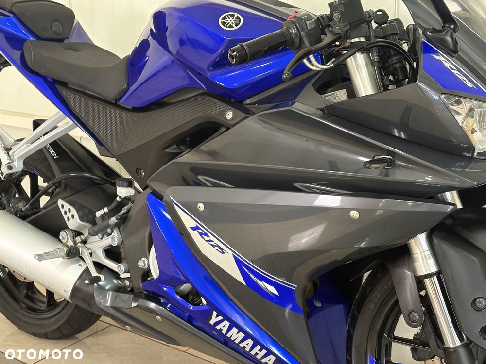Yamaha YZF - 10