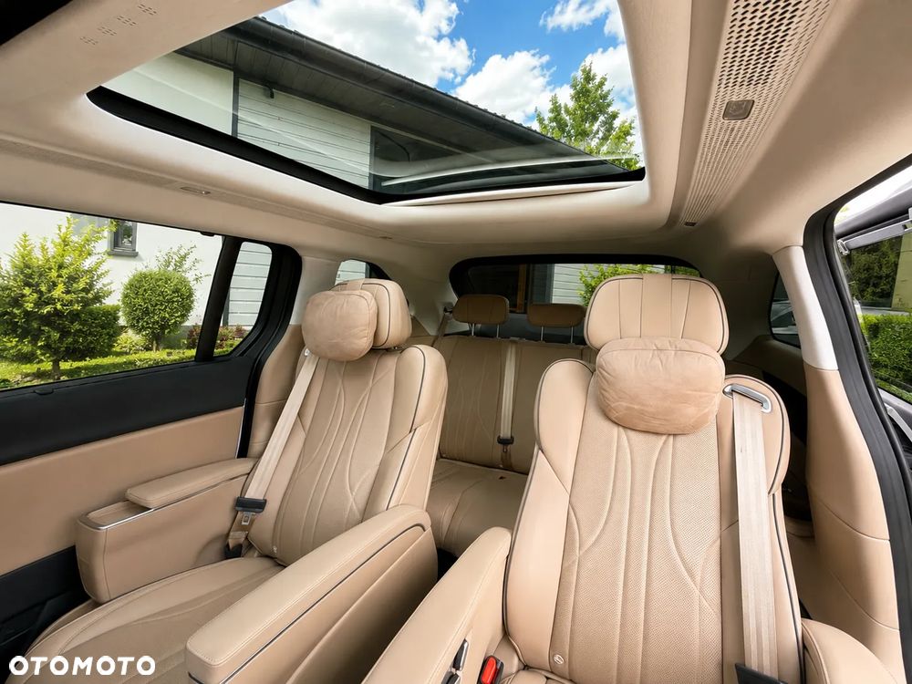 XPeng X9 110kWh Long Range Pro - 10